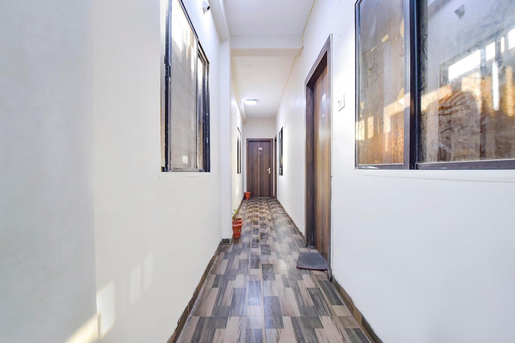 Fabexpress Nishesh Tower Ξενοδοχείο Ujjain Εξωτερικό φωτογραφία